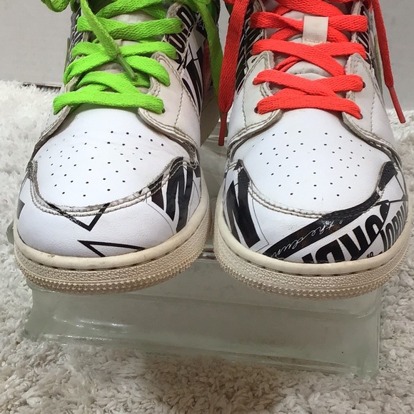 Nike Jordan 1 All Over Logo mid 7Y=8.5/9 - Picture 5 of 15